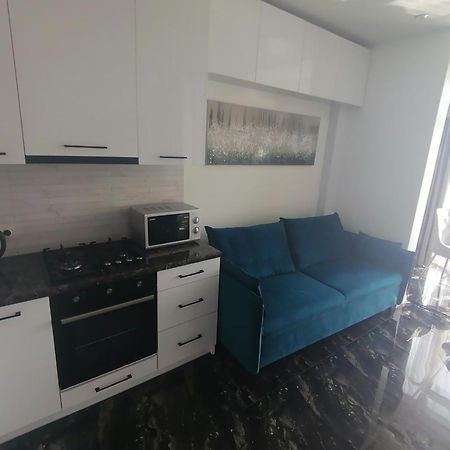 Новобудова Сам Центр Вул Шевченка 60 Оперний 10Хв Apartment Lviv Exterior photo